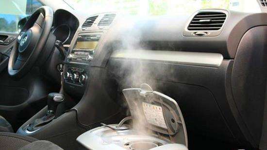 還有這種操作？車內(nèi)甲醛超標(biāo)，豪車一秒變“毒車”