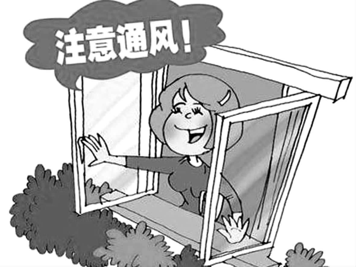 隨著人們對生活環(huán)境的要求越來越高，裝飾越來越復(fù)雜，室內(nèi)裝修污染已成為人們關(guān)注的焦點(diǎn)。近幾年來，由于裝修污染而引發(fā)各類疾病的案例屢見不鮮。  雖然醫(yī)學(xué)界沒有對裝修污染與疾病之間畫上明確的等號，但很多專家表示，疾病的成因也許包含多方面因素，然而裝修污染是誘發(fā)各種疾病的禍?zhǔn)祝源蠹乙恢略陉P(guān)注新房裝修除甲醛這個(gè)話題，那么在了解新房裝修除甲醛之前我們首先應(yīng)該了解一下室內(nèi)污染物甲醛是如何釋放的？   通常來說室內(nèi)污染物甲醛是以三種形式存在的：   游離懸浮狀態(tài)        這種狀態(tài)通過累積的方法，當(dāng)達(dá)到一定的濃度，就會對我們的身體構(gòu)成危害，但是只要開窗通風(fēng)，在空氣對流的情況下，很快就會吹出室內(nèi)。   吸附狀態(tài)       甲醛通過污染源的釋放被墻面、家具、布藝沙發(fā)、窗簾等室內(nèi)物品所吸附而滯留于室內(nèi)，這種吸附狀態(tài)經(jīng)過積累到一定的程度，就會向外釋放，我們通過呼吸進(jìn)入身體內(nèi)。簡單的通風(fēng)是無法排出室外的。        甲醛在這種狀態(tài)下，最不易被察覺，因?yàn)樵诩兹┑奈綘顟B(tài)下，會滯留在室內(nèi)的各處，即便是用空氣凈化器或吸附材料礦晶、活性炭也無法排除它。  結(jié)合狀態(tài)        甲醛以脲醛樹脂膠的形式存在于人造板內(nèi)，反應(yīng)充分時(shí)甲醛與尿素的化學(xué)分子鏈?zhǔn)蔷o密的結(jié)合在一起的，但是在室內(nèi)，隨著溫度的升高，濕度的加大或遇有酸性的氣體時(shí)（因脲醛樹脂膠是在酸性條件下生成的）部分已固化的樹脂膠在此條件下發(fā)生水解反應(yīng)而斷裂，順著板材的毛細(xì)通道而向室內(nèi)釋放甲醛。這一過程將視環(huán)境的變化，長達(dá)3-15年不等。吸附狀態(tài)和結(jié)合狀態(tài)的甲醛只能靠專業(yè)治理公司進(jìn)行甲醛的檢測和除甲醛。