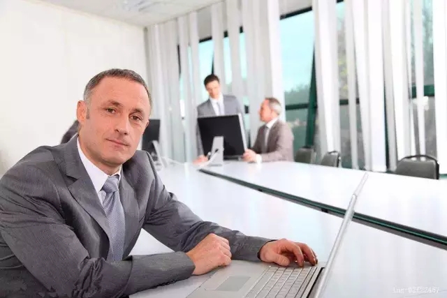 準(zhǔn)確定好人生六個(gè)五年計(jì)劃，利用工作的有效30年時(shí)間，獲取除甲醛加盟的***收益