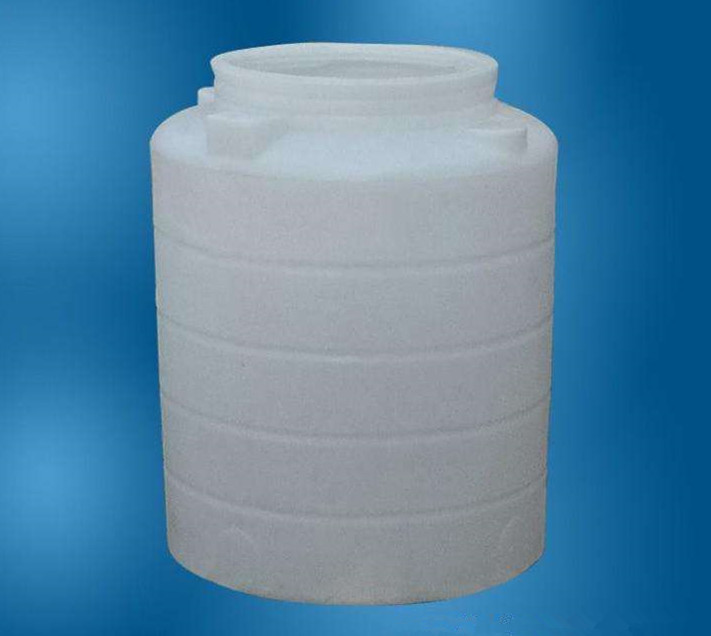 廚房水管破裂傳出刺鼻性氣味，原以為是鄰居家甲醛超標，沒想到是“絕命毒師”