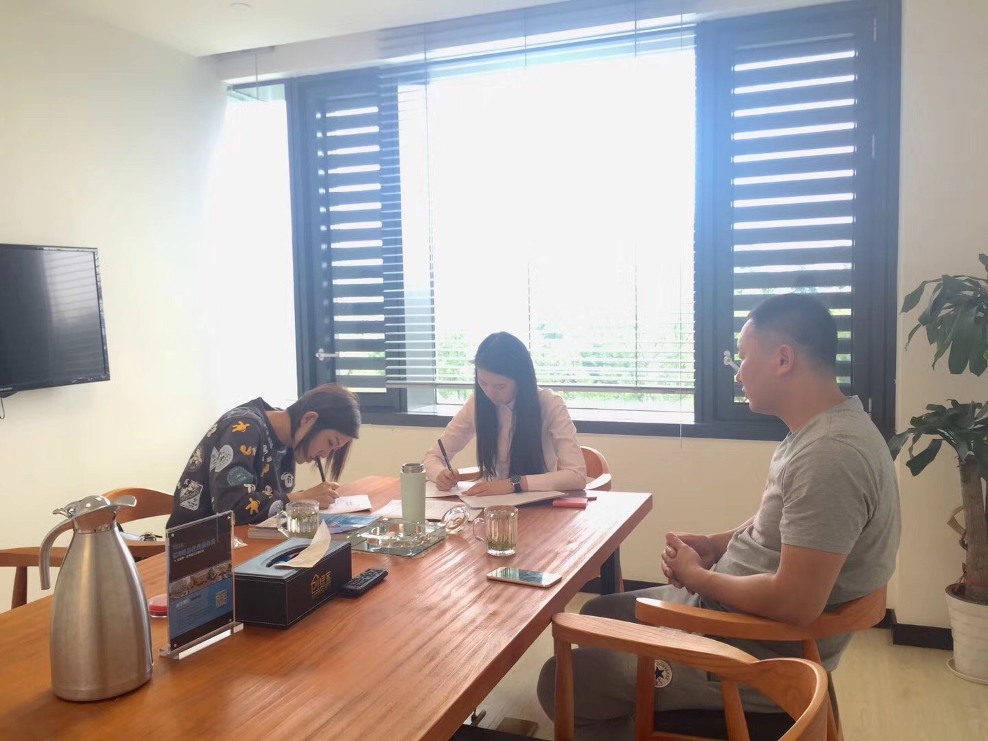 熱烈祝賀寧總簽約創(chuàng)綠家泰安市縣級(jí)代理！