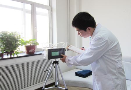 聞所未聞！施工人員治理甲醛居然靠鼻子聞，這樣的假除甲醛公司您還在選嗎？