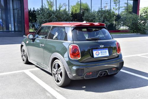 30萬買的MINI竟甲醛超標(biāo)異味重！