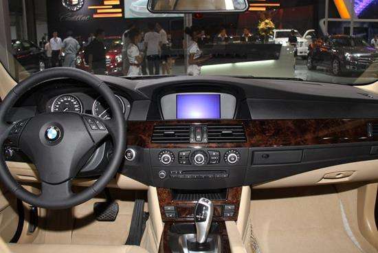 車內(nèi)為什么會(huì)有污染？一起來看看有什么造成車內(nèi)空氣污染的壞習(xí)慣