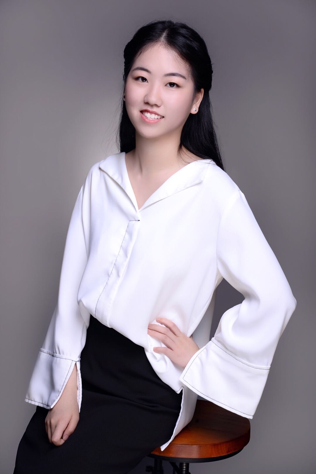 【1月生日會】本月壽星只有美少女，拍圖拍到小編手機(jī)內(nèi)存不夠啦！