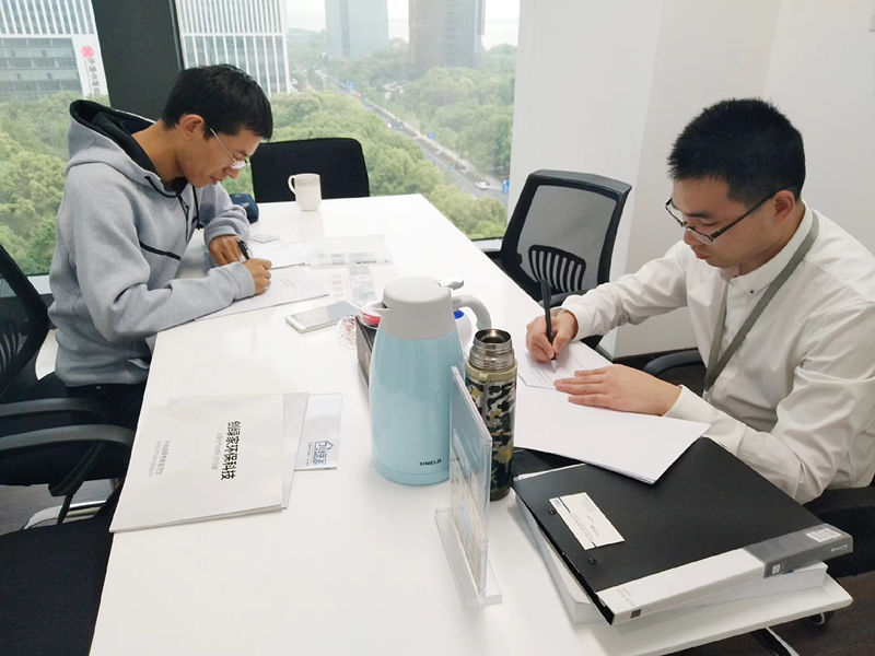 熱烈祝賀曹總簽約創(chuàng)綠家渭南市區(qū)級代理！