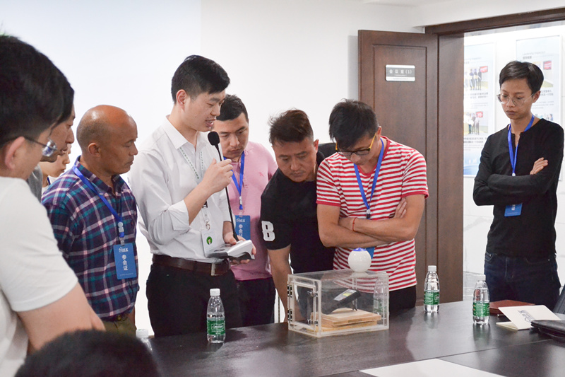 中國(guó)室內(nèi)裝飾協(xié)會(huì)室內(nèi)環(huán)境凈化治理專業(yè)委員會(huì)浙江中心第二期除醛技術(shù)交流峰會(huì)圓滿結(jié)束！