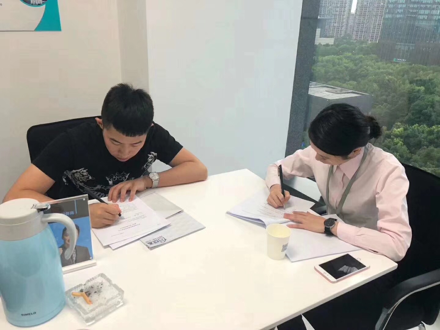 熱烈祝賀陳總簽約創(chuàng)綠家徐州市區(qū)級(jí)代理！