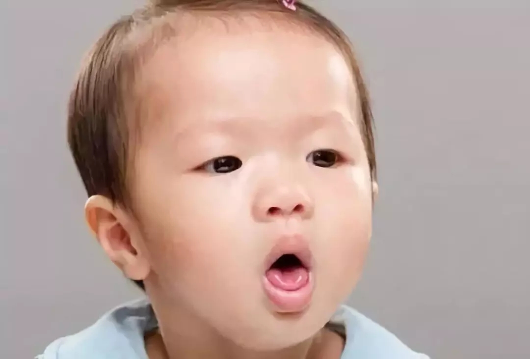 4歲男孩和媽媽辦“婚禮”，真相令人淚崩！