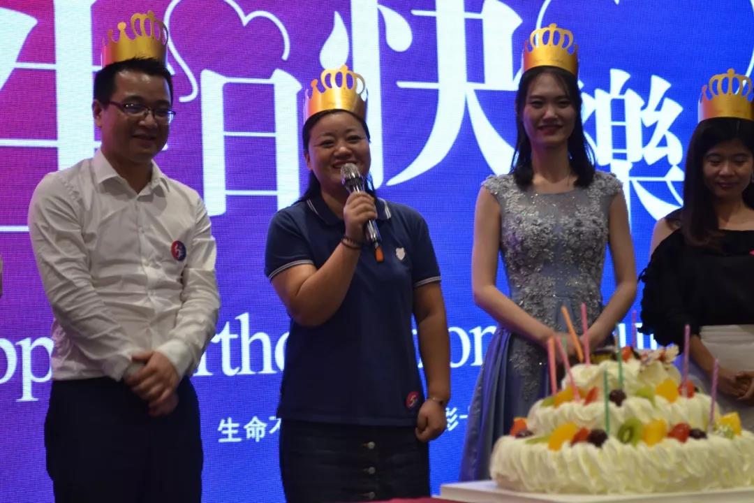 創(chuàng)綠家環(huán)保2018年中工作會(huì)議暨5周年慶典圓滿結(jié)束！