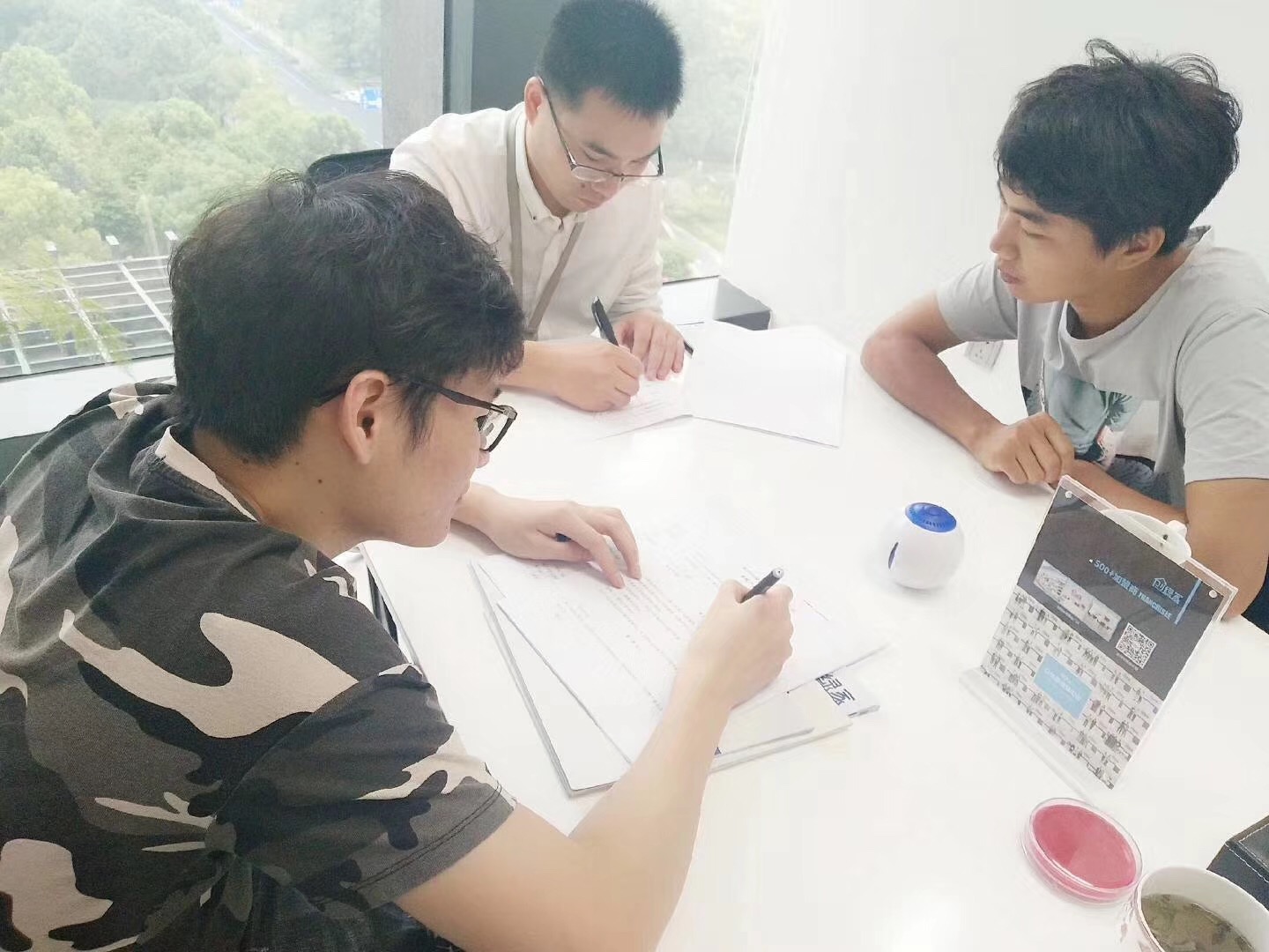 熱烈祝賀葉總團(tuán)隊(duì)簽約創(chuàng)綠家浙江省縣級(jí)市代理！