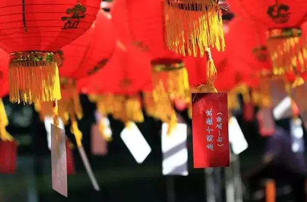 創(chuàng)綠家環(huán)保恭祝大家元宵快樂，幸福美滿！