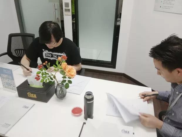 熱烈祝賀羅總簽約創(chuàng)綠家江蘇省南京市區(qū)級(jí)代理！