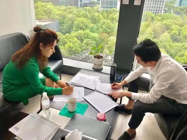 熱烈祝賀魏總簽約創(chuàng)綠家北京市區(qū)級(jí)代理！