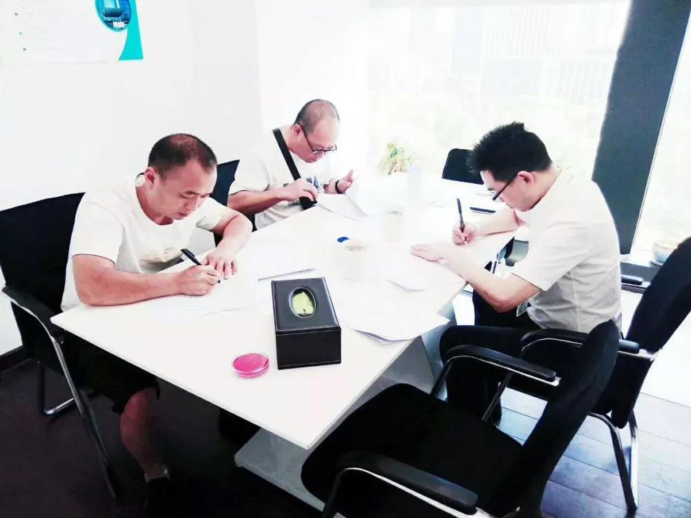 熱烈祝賀曾總簽約創(chuàng)綠家江西省贛州市縣級(jí)代理！