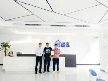 熱烈祝賀胡總、王總團(tuán)隊(duì)簽約創(chuàng)綠家上饒市縣級(jí)代理！