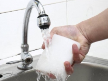 廚房去污神器“魔術(shù)擦” 竟然甲醛超標(biāo)！ 你家有嗎？