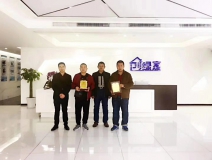 熱烈祝賀范總簽約創(chuàng)綠家邢臺市縣級代理！