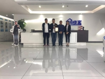 熱烈祝賀陳總、徐總、王總簽約創(chuàng)綠家杭州市區(qū)級(jí)代理！