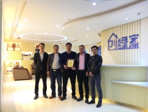 熱烈祝賀周總簽約創(chuàng)綠家鷹潭市區(qū)級(jí)代理！