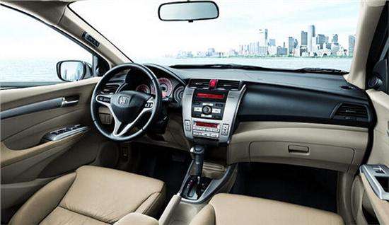 找一家除甲醛公司進(jìn)行甲醛治理吧，這樣就不怕暴曬了！