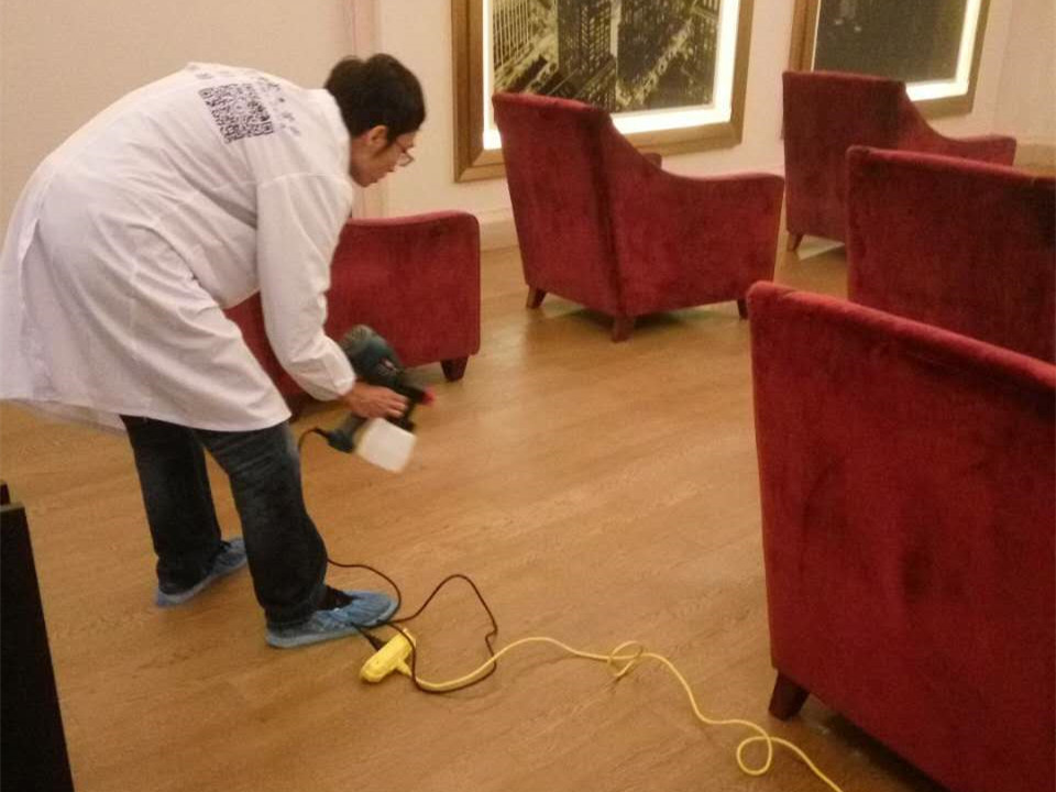 靠“甲醛超標(biāo)”上頭條的強(qiáng)化木地板，讓全國(guó)網(wǎng)友都坐不住了……